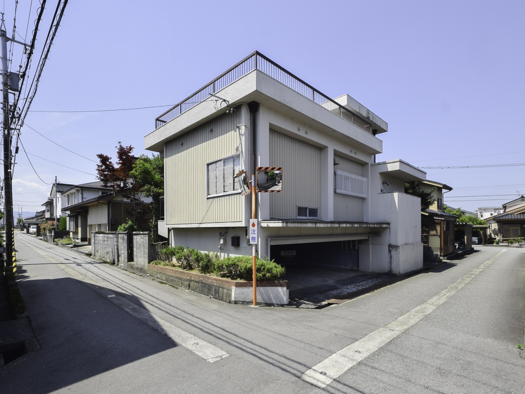 富山市若竹町 既存(中古)住宅｜小学校まで徒歩10分圏内の通学安心な地域。個性的な間取りの5SDKです。