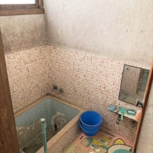 南砺市福光|駐車スペース1台分・平屋住宅。古民家をお探しの方に!