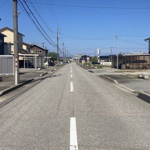 滑川市柳原｜コンビニ・ドラッグストアが徒歩圏内の整形地！建築条件なし