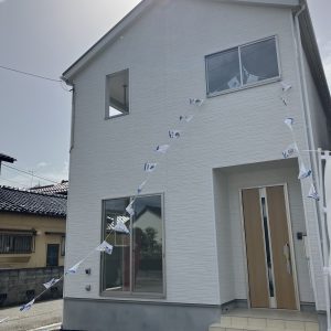 新築一戸建て｜金沢市新保本 ２号棟｜3LDK物件・2024年2月完成予定｜省エネ・高耐震の安心・安全性能！充実した設備のオール電化住宅！小・中学校徒歩圏内♪近隣には商業施設も多く生活利便性◎