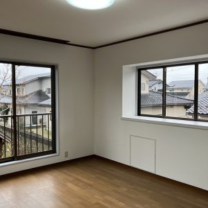 上市町森尻｜2024年12月リフォーム済！外壁塗装済・クロス貼替済・水廻り交換など