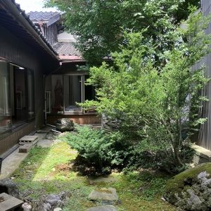 高岡市立野｜8号線・高岡ICまで車で約5分！商業施設充実♪