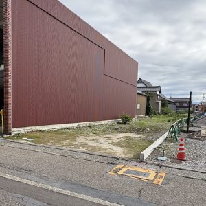 売地｜南砺市福野　前面道路消雪あり・福野駅まで徒歩約8分