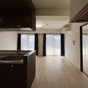 信開ベルシー高岡|イオンモール高岡まで車で約5分♪スーパー・コンビニ徒歩圏内