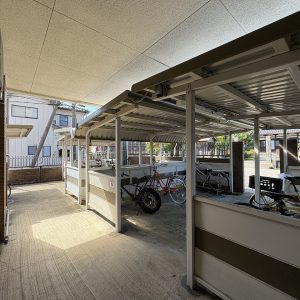 信開ベルシー高岡|イオンモール高岡まで車で約5分♪スーパー・コンビニ徒歩圏内