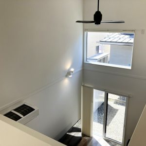 中新川郡立山町利田｜築浅・美邸！2台入りインナーガレージ＆床暖房付