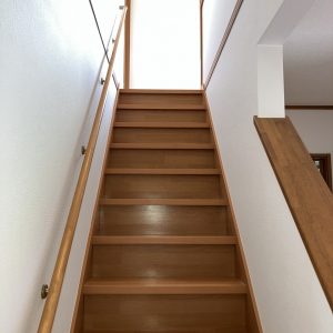魚津市住吉｜【インスペクション＆リフォームで安心の住まい】南向きの明るいリビング・眺望良好♪内外装リフォーム済ですぐにお住まいいただけます