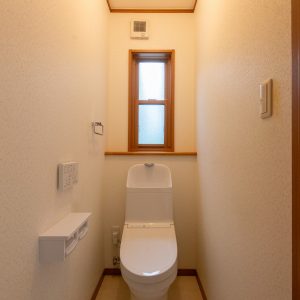 魚津市住吉｜【インスペクション＆リフォームで安心の住まい】南向きの明るいリビング・眺望良好♪内外装リフォーム済ですぐにお住まいいただけます