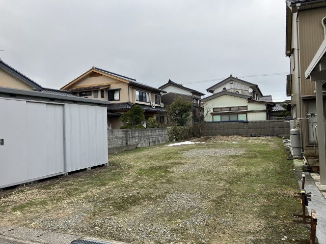 高岡市木津｜買物・医療・小中学校が徒歩圏内で生活利便良好♪のサムネイル画像