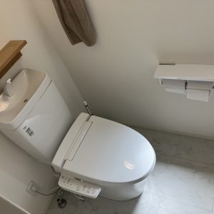 中新川郡立山町利田｜築浅・美邸！2台入りインナーガレージ＆床暖房付