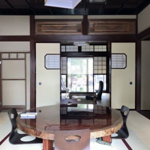 中古一戸建て｜金沢市古府町南｜5DK物件・1990年12月完成｜学校、スーパーなど徒歩圏内の好立地！内装、水廻り設備リフォーム済み！伝統的な美しい日本家屋のお家です。