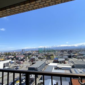 プチメゾン1002｜マンション最上階・東向きバルコニーで立山連峰一望