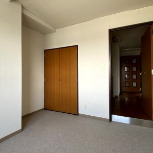 プチメゾン1002｜マンション最上階・東向きバルコニーで立山連峰一望