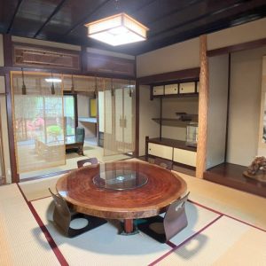 中古一戸建て｜金沢市古府町南｜5DK物件・1990年12月完成｜学校、スーパーなど徒歩圏内の好立地！内装、水廻り設備リフォーム済み！伝統的な美しい日本家屋のお家です。