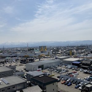 プチメゾン1002｜マンション最上階・東向きバルコニーで立山連峰一望