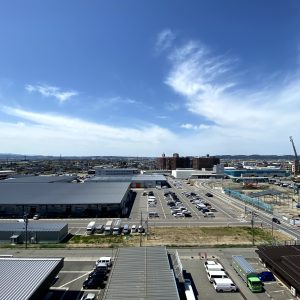 プチメゾン1002｜マンション最上階・東向きバルコニーで立山連峰一望