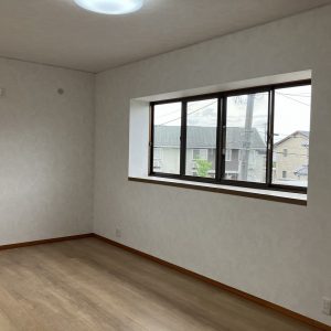 富山市松若町｜リフォーム済で即入居OK！ 部屋数・収納豊富な5LDK｜スーパー・ドラッグストアが徒歩圏内