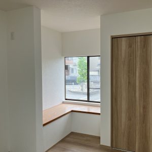 富山市松若町｜リフォーム済で即入居OK！ 部屋数・収納豊富な5LDK｜スーパー・ドラッグストアが徒歩圏内