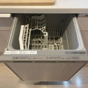 中古一戸建て｜津幡町字中橋｜4LDK物件・2019年7月完成｜築6年のオスカーホーム施工の長期優良住宅！耐震等級３＋制震装置がついた地震や台風など災害に強く安心性能！