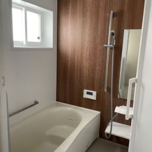 中古一戸建て｜津幡町字中橋｜4LDK物件・2019年7月完成｜築6年のオスカーホーム施工の長期優良住宅！耐震等級３＋制震装置がついた地震や台風など災害に強く安心性能！