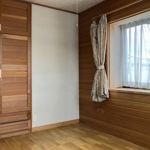 魚津市木下新｜閑静な住宅地・南西角地の5LDK住宅