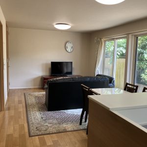 中古一戸建て｜白山市鶴来本町｜築9年・ダイワハウス施工で高耐震。ホームエレベーターや豊富な部屋数、広い庭、白山の眺望、駐車も多数可能で快適な住まい