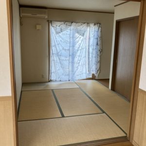 中古一戸建て｜小松市矢崎町｜オスカーホーム施工のインナーガレージ住宅！豊富な収納、床暖房完備で冬も快適。