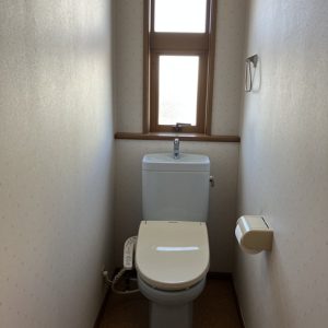 中古一戸建て｜小松市矢崎町｜オスカーホーム施工のインナーガレージ住宅！豊富な収納、床暖房完備で冬も快適。
