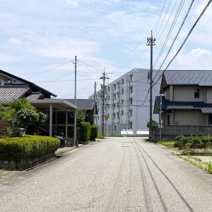 魚津市木下新|閑静な住宅地・南西角地の5LDK住宅