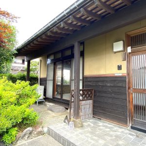 魚津市木下新|閑静な住宅地・南西角地の5LDK住宅