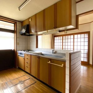 魚津市木下新|閑静な住宅地・南西角地の5LDK住宅