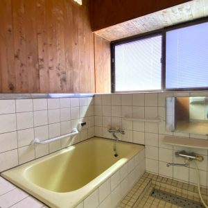 魚津市木下新|閑静な住宅地・南西角地の5LDK住宅