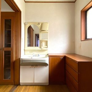 魚津市木下新|閑静な住宅地・南西角地の5LDK住宅