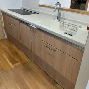 中古一戸建て｜小松市島町｜築6年のオスカーホーム施工インナーガレージ住宅！耐震等級３・床暖房付き♪ 地震や火災など災害に強いツーバイフォー工法で安心の長期優良住宅！