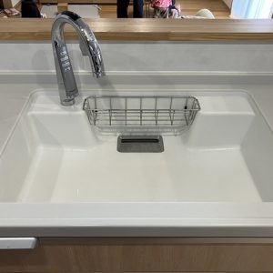 中古一戸建て｜小松市島町｜築6年のオスカーホーム施工インナーガレージ住宅！耐震等級３・床暖房付き♪ 地震や火災など災害に強いツーバイフォー工法で安心の長期優良住宅！