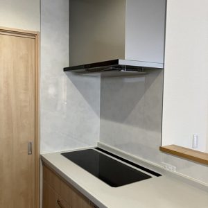 中古一戸建て｜小松市島町｜築6年のオスカーホーム施工インナーガレージ住宅！耐震等級３・床暖房付き♪ 地震や火災など災害に強いツーバイフォー工法で安心の長期優良住宅！