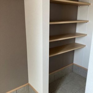 中古一戸建て｜小松市島町｜築6年のオスカーホーム施工インナーガレージ住宅！耐震等級３・床暖房付き♪ 地震や火災など災害に強いツーバイフォー工法で安心の長期優良住宅！