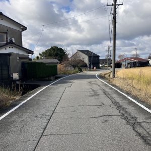 富山市石屋｜田園風景が広がるのどかな住環境・約112坪のゆとりある敷地