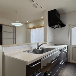 富山市蓮町5丁目｜外装リフォーム済できれいな外観・公園近くで子育て環境◎