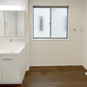 未入居一戸建て｜金沢市横川分譲B｜石友ホームグループ･フレンドリーハウス建築物件｜3LDK物件・2023年8月完成物件｜西金沢駅徒歩分の好立地です！