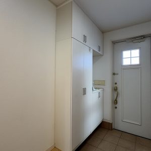 富山市蓮町5丁目｜外装リフォーム済できれいな外観・公園近くで子育て環境◎