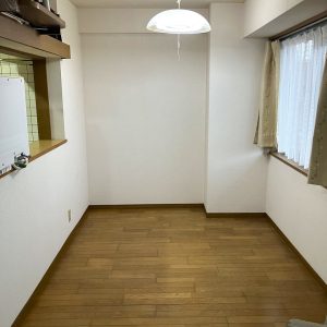 ウェルシィ上冨居|南西向きLDK♪コンビニ徒歩圏内・ショッピングセンター近くで便利