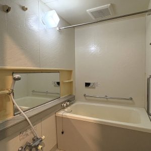 ウェルシィ上冨居｜南西向きLDK♪コンビニ徒歩圏内・ショッピングセンター近くで便利