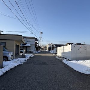 富山市布目｜ゆとりある平屋住宅・2台入インナーガレージ付