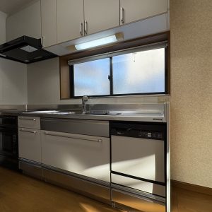 富山市布目｜ゆとりある平屋住宅・2台入インナーガレージ付