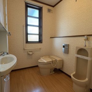 富山市布目｜ゆとりある平屋住宅・2台入インナーガレージ付