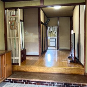 射水市殿村｜小学校徒歩圏内・部屋数豊富な7DK