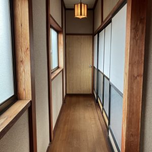 射水市殿村｜小学校徒歩圏内・部屋数豊富な7DK