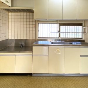 富山市水橋市江｜南向きで日当たり良好・レトロな味わいが魅力