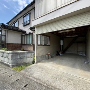 黒部市荻生｜部屋数豊富な8DK